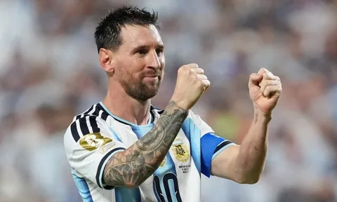 Cú sút gần 110 km/h gây sửng sốt của Messi