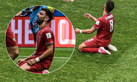 Biểu cảm của Fernandes khi Ronaldo bỏ lỡ cơ hội