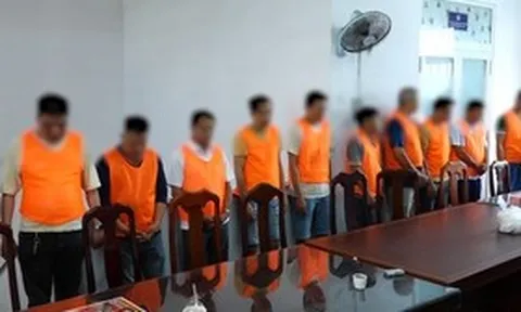 Đánh sập đường dây cá độ bóng đá qua mạng, giao dịch hơn 2 tỷ đồng