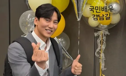 Kim Nam Gil gây bất ngờ với tình hình hiện tại, lần đầu đi làm tại ngân hàng