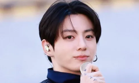 Jung Kook (BTS) từng bị bạn bè trêu chọc vì một thói quen đặc biệt thời đi học