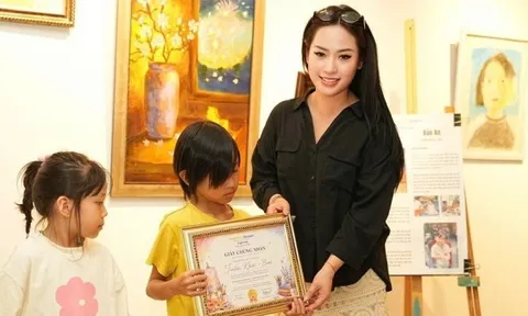Diễm Hằng ‘Nhật ký Vàng Anh’ giúp trẻ em kể chuyện bằng sắc màu và ngôn ngữ thế giới