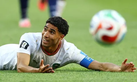 Lý do Hakimi bị CĐV Scotland la ó