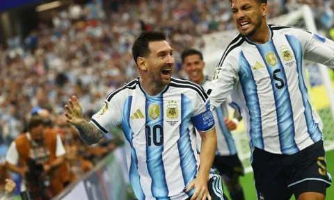 Messi mệt đến mức quên luôn bàn thắng lịch sử