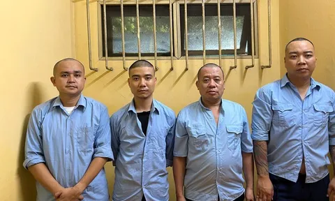 Bắt nhóm đối tượng cá độ bóng đá qua mạng, giao dịch hàng chục tỷ đồng