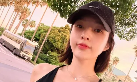Joy (Red Velvet) ngày càng thăng hạng nhan sắc khiến fan xuýt xoa