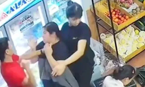 Điều tra vụ thai phụ bị đánh vào đầu, ôm bụng kêu cứu giữa cửa hàng hoa quả