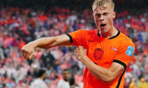 Hà Lan vào vòng 32 đội sau trận thắng 3-1