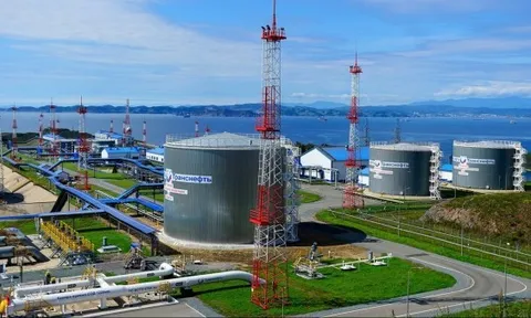 Quốc gia Nam Á tăng mạnh mua dầu Nga, giấy miễn trừ trừng phạt của Mỹ đã hết hiệu lực