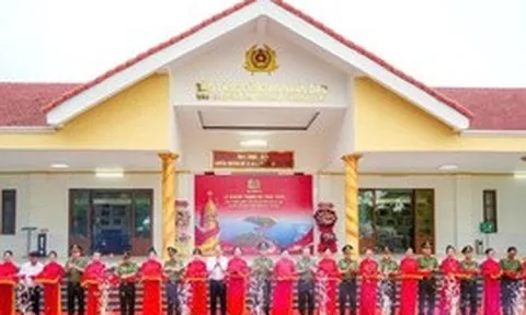 Bộ Công an khánh thành nâng cấp Di tích Hòn Đá Bạc, bàn giao 500 căn nhà tặng hộ khó khăn Cà Mau
