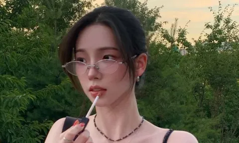 Karina (aespa) gây sốt với ảnh cận góc nghiêng