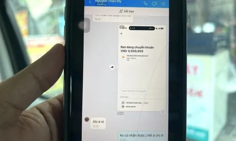 Quét mã QR theo hướng dẫn của khách thuê phòng, người phụ nữ mất gần 50 triệu đồng