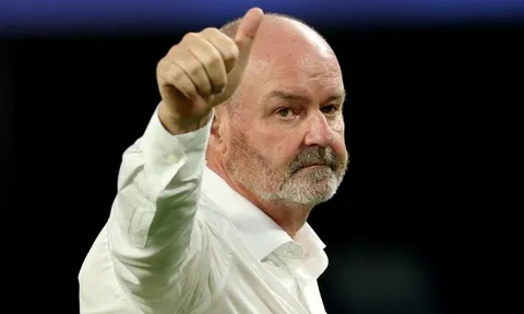 HLV đầu tiên rời ghế nóng ngay sau World Cup 2026