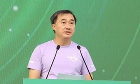 "Sức khoẻ bắt đầu từ việc cha mẹ bớt cầm điện thoại, cùng con đi bộ 1 vòng sau bữa tối"