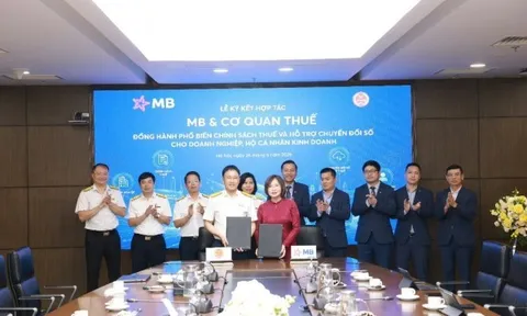 MB và cơ quan thuế ký kết hợp tác, lấy người nộp thuế làm trung tâm, lấy chuyển đổi số làm nền tảng