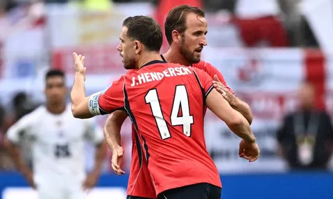 Henderson đi vào lịch sử tuyển Anh sau trận thắng Panama