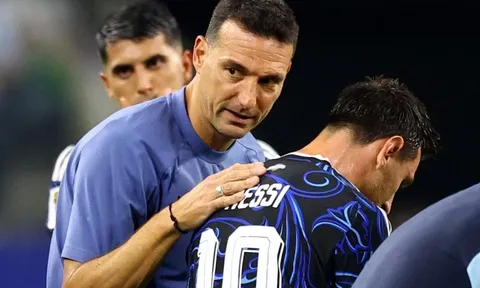 Argentina chốt tương lai HLV Scaloni