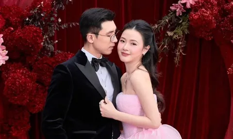 Midu và chồng doanh nhân 'tình bể bình' trong tiệc kỷ niệm 2 năm ngày cưới