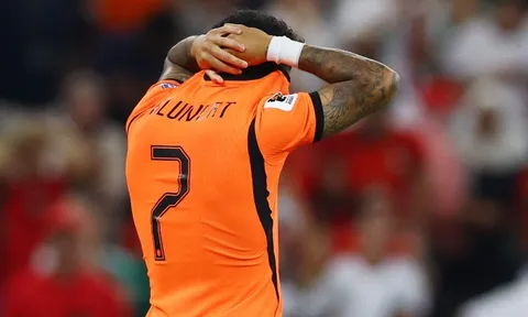 Trùng hợp khó tin trong ngày Hà Lan bị loại ở World Cup
