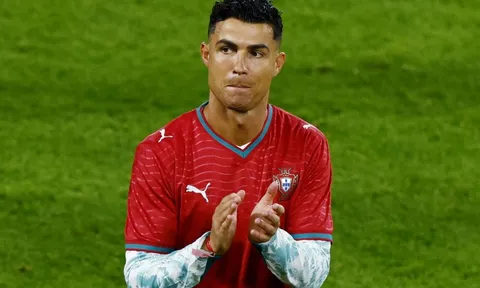 Người trực tiếp đe dọa suất đá chính của Ronaldo