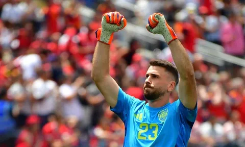 Sao Tây Ban Nha xô đổ kỷ lục World Cup