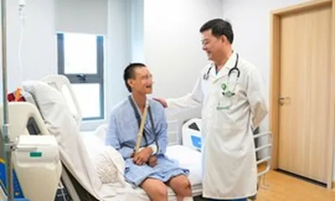 7 giờ giành sự sống cho nạn nhân bị 3 tấn sắt văng trúng người