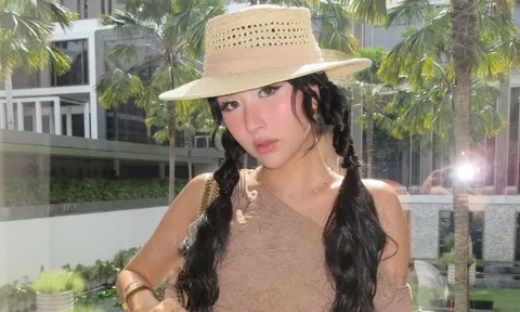 Quỳnh Anh Shyn phá đảo mùa hè với nhan sắc rực rỡ