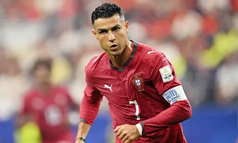 Ronaldo: 'Vô địch EURO ngang World Cup'