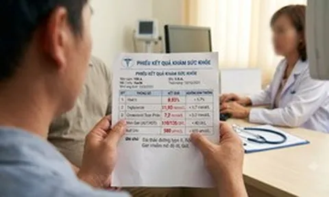 Thường xuyên ăn tối muộn, nam thanh niên 33 tuổi gánh cùng lúc 6 bệnh