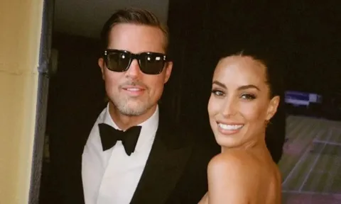 Nam tài tử Brad Pitt và bạn gái công khai mối quan hệ