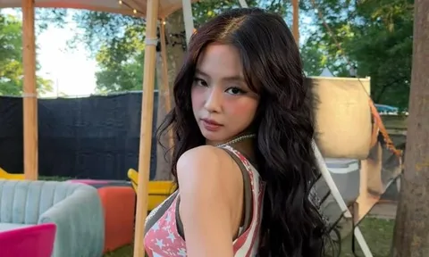Jennie (BLACKPINK) đón thêm tin vui