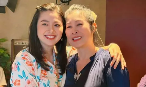 NSND Hồng Vân thân thiết bên nữ diễn viên vừa 'bỏ túi' 145 tỷ đồng