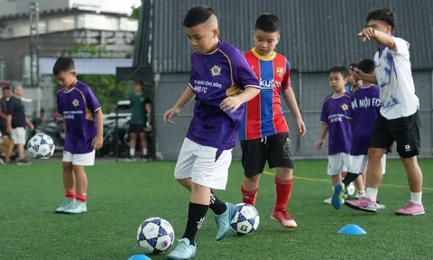 CLB Hà Nội khai giảng trung tâm bóng đá cộng đồng