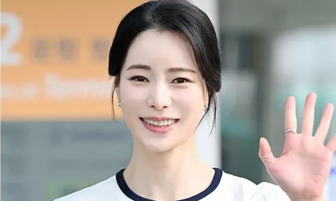 Lim Ji Yeon đi nghỉ dưỡng ở Việt Nam