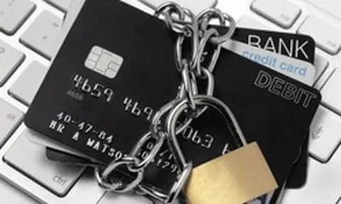 Ngân hàng ra quy định mới: Tạm khóa thẻ ngay lập tức đối với trường hợp sau