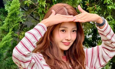 Nhan sắc trong veo của Tam Triều Dâng ở tuổi U30