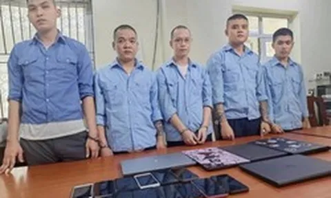 16 người dân ở Hà Nội bị chiếm tiền trong tài khoản ngân hàng: Bắt Nguyễn Tiến Sỷ và đồng bọn