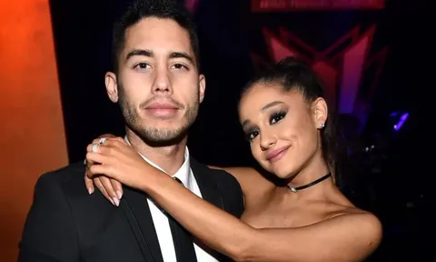 Ariana Grande tái hợp tình cũ sau chia tay Ethan Slater?