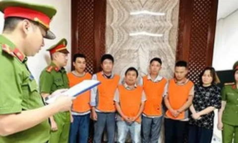 Bắt giám đốc, phó giám đốc công ty lập khống hồ sơ thí nghiệm vật liệu xây dựng