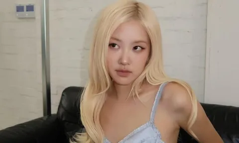 Ảnh hiếm của Rosé (BLACKPINK) gây bàn tán