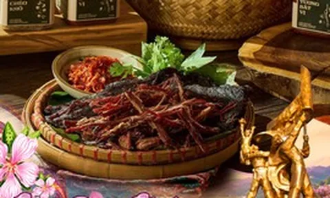 Đặc sản Điện Biên hội tụ tại Hà Nội qua không gian 'Điện Biên phố'