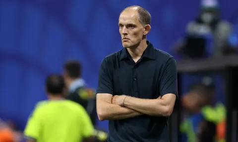 Rooney chỉ ra cái tên duy nhất có thể thay Tuchel