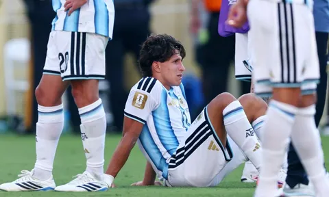 Tranh cãi vì hành động khó hiểu của Giuliano Simeone