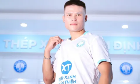 Một Quả bóng bạc Việt Nam gia nhập CLB Nam Định