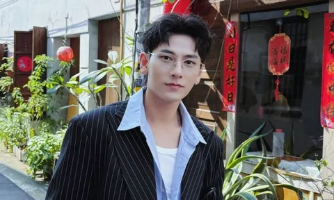 Isaac ở tuổi 38: Bị thời gian bỏ quên, visual trông chẳng khác gì thư sinh