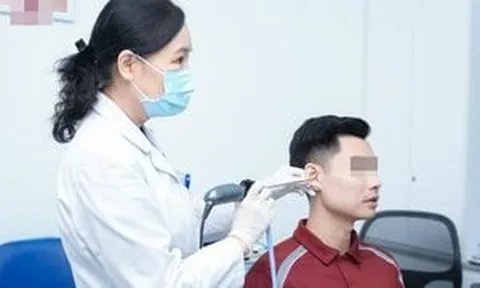 Hỏng thính lực vì đeo tai nghe quá lâu