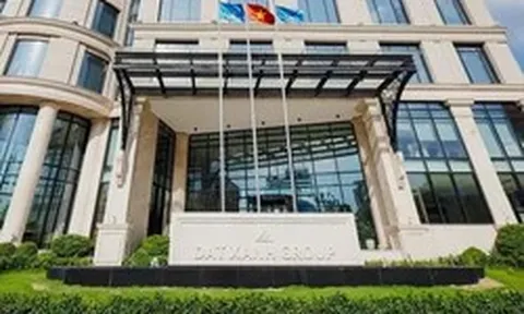 Cổ phiếu bất động sản 'rơi' mạnh, có mã rẻ như trà đá