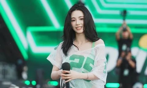 Karina (aespa) gây sốt tại Waterbomb 2026