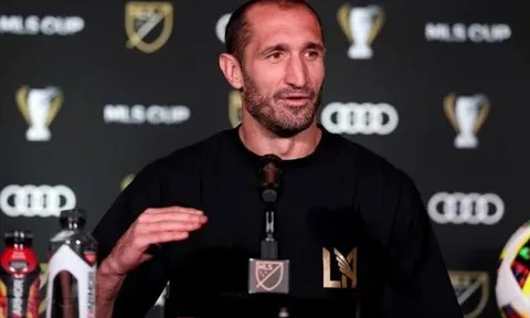 Lộ diện ứng viên thay Pirlo và Maldini