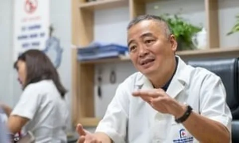 PGS Nguyễn Lân Hiếu khuyên đừng vội uống thuốc bổ gan khi mới phát hiện nhiễm mỡ